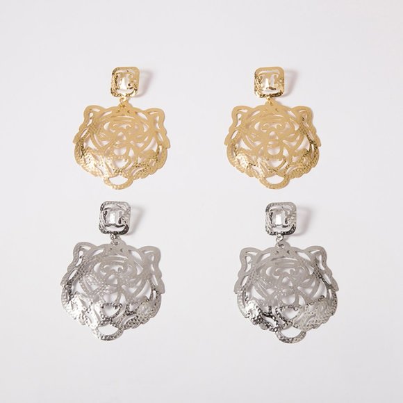 💕Last pair 🔥 Gold Tiger Earrings - Picture 5 of 7